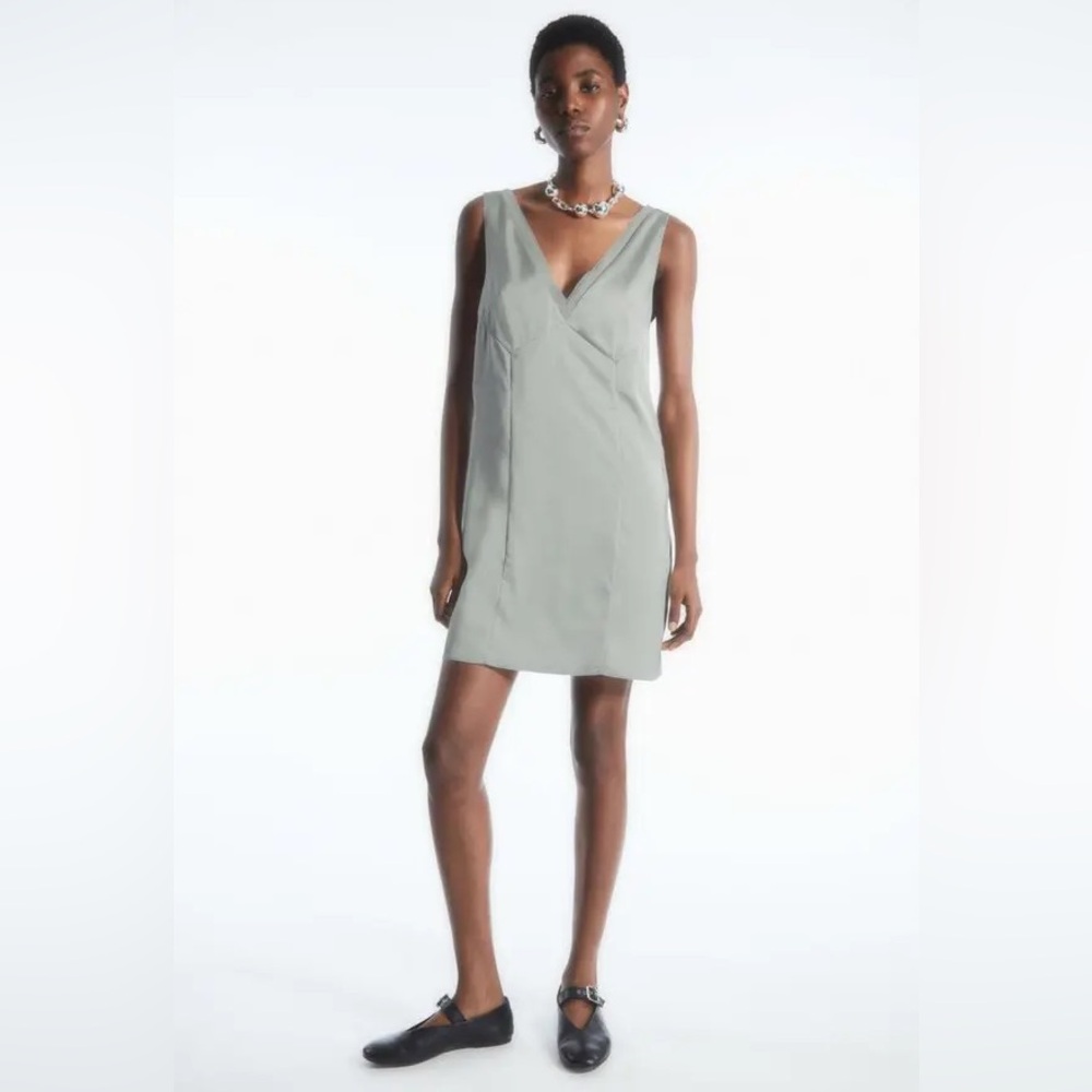 Cos Elegant Silver Sleeveless Dress size 38